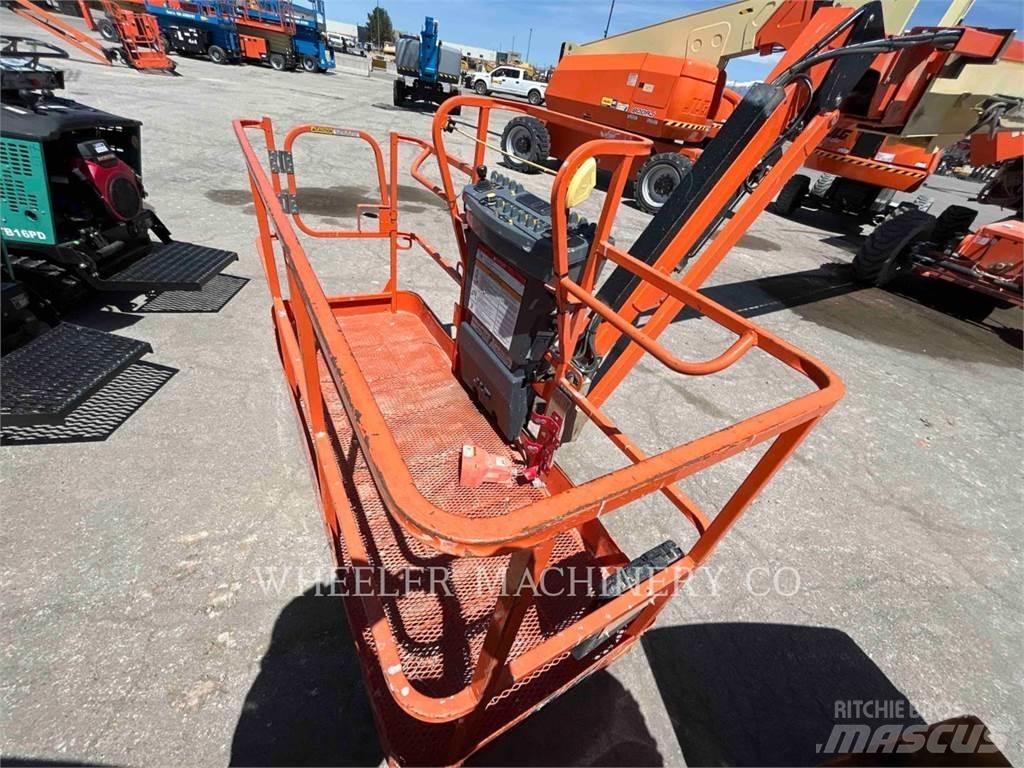 JLG 860SJ SP Zglobne podizne platforme