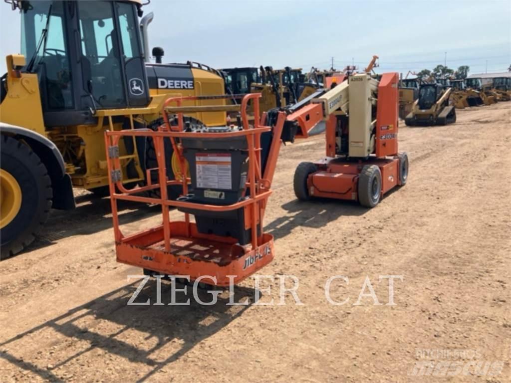 JLG E300AJP Zglobne podizne platforme