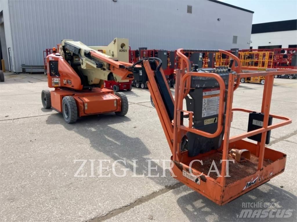 JLG E400AJPN Zglobne podizne platforme
