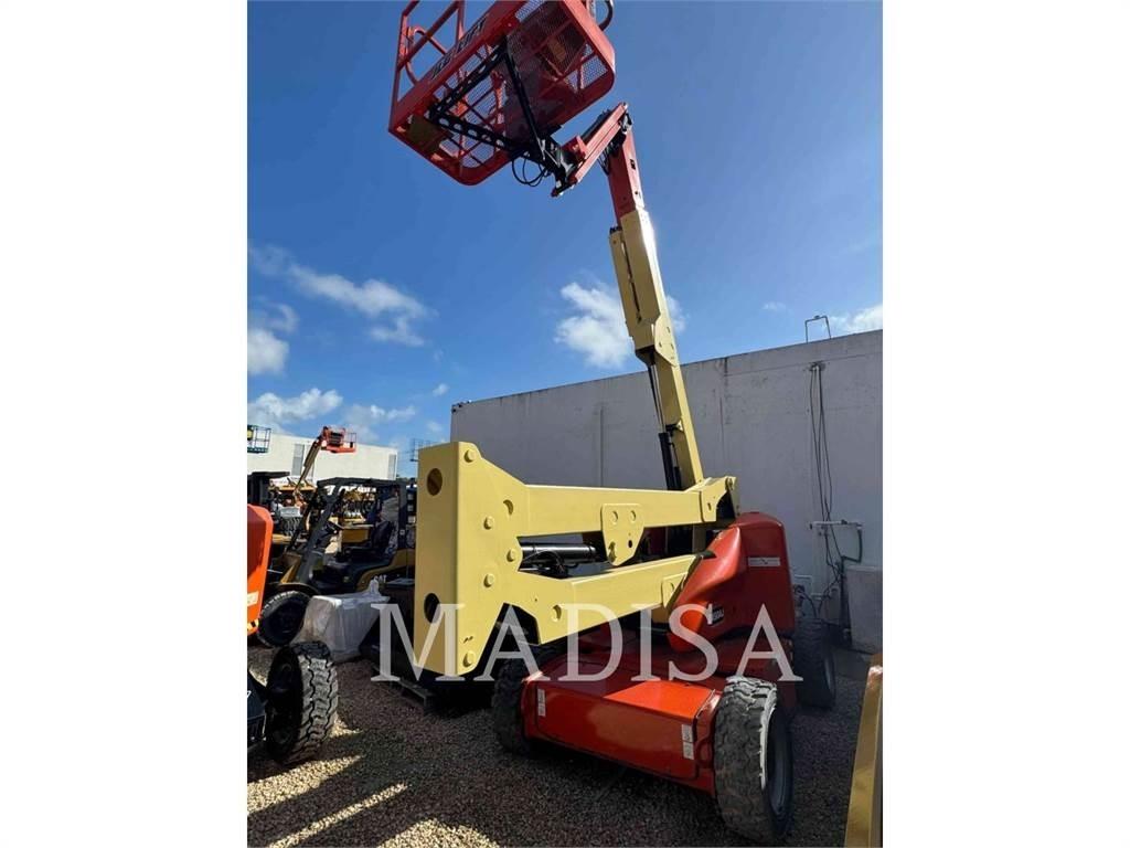 JLG E450AJ Zglobne podizne platforme