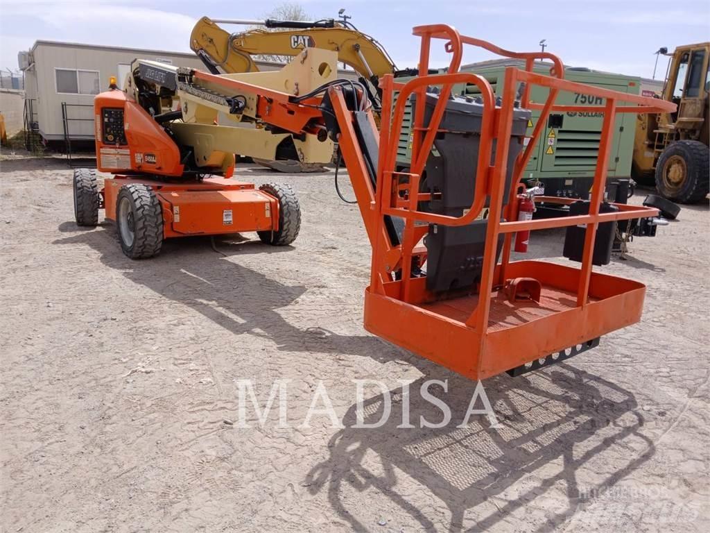 JLG E450AJ Zglobne podizne platforme