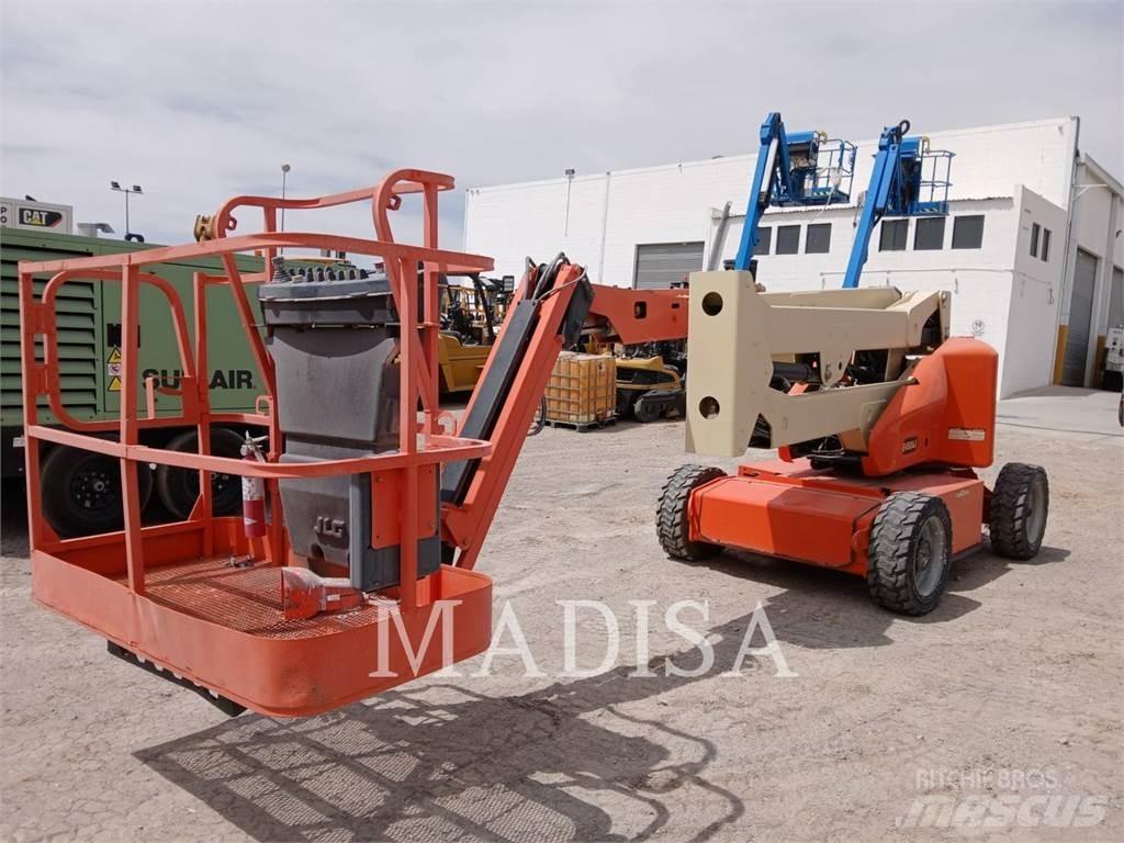 JLG E450AJ Zglobne podizne platforme