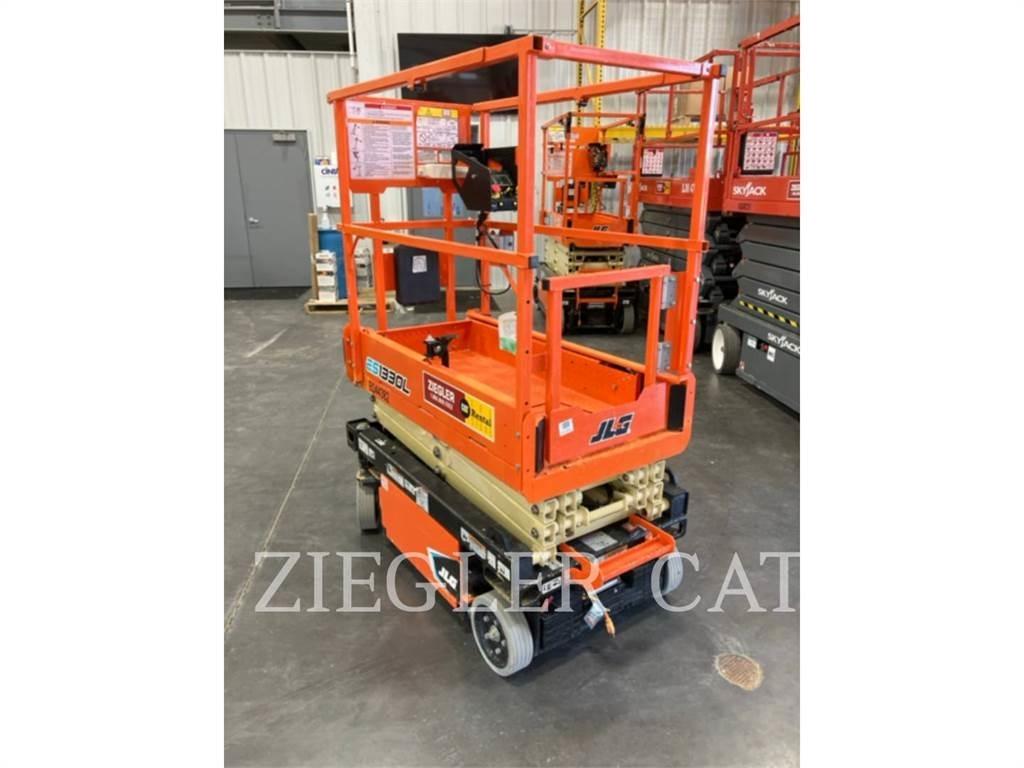 JLG ES1330L Makazaste platforme