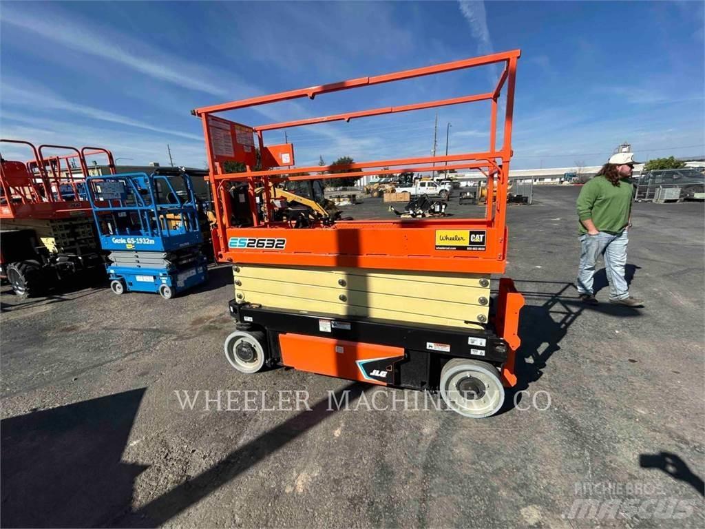 JLG ES2632 Makazaste platforme
