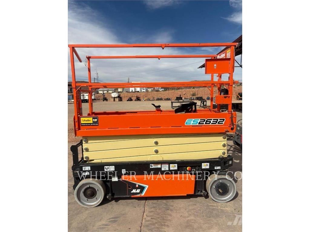 JLG ES2632 Makazaste platforme