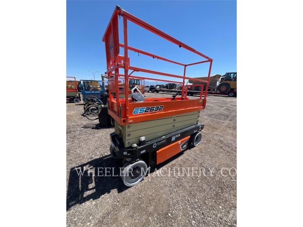 JLG ES2632 Makazaste platforme