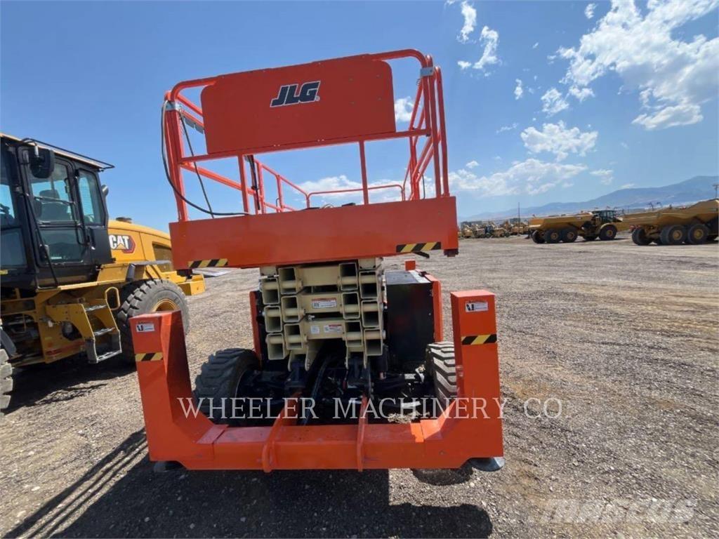 JLG RT4394 Makazaste platforme