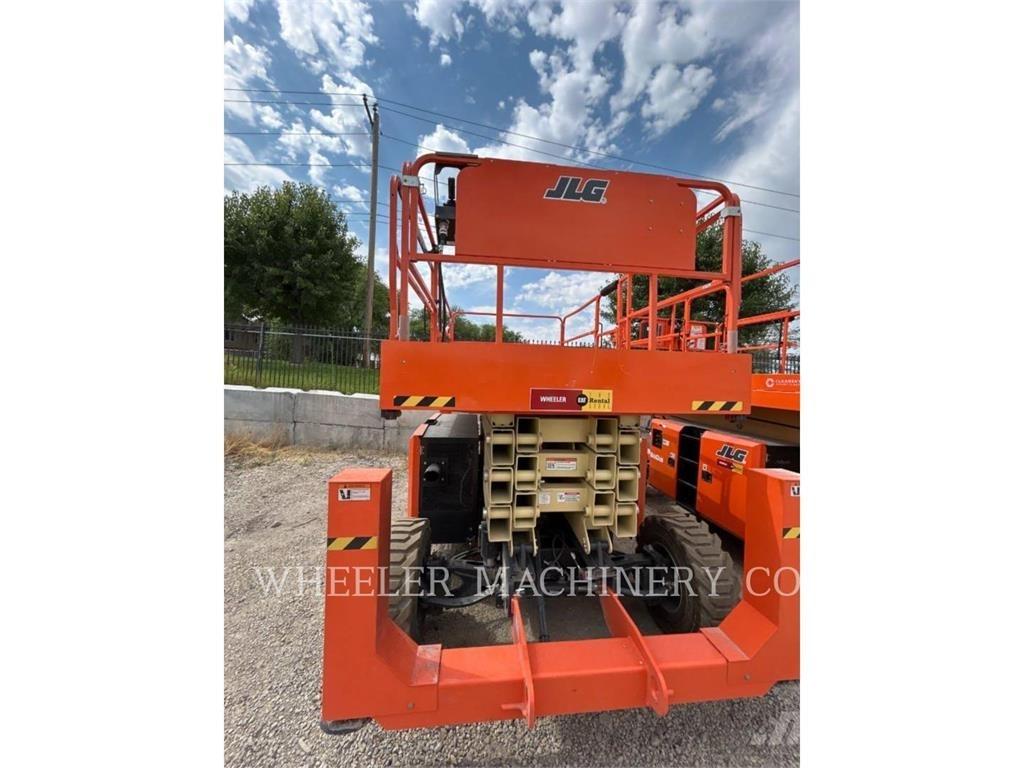 JLG RT4394 Makazaste platforme