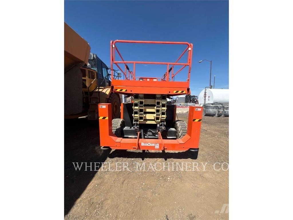 JLG RT4394 Makazaste platforme