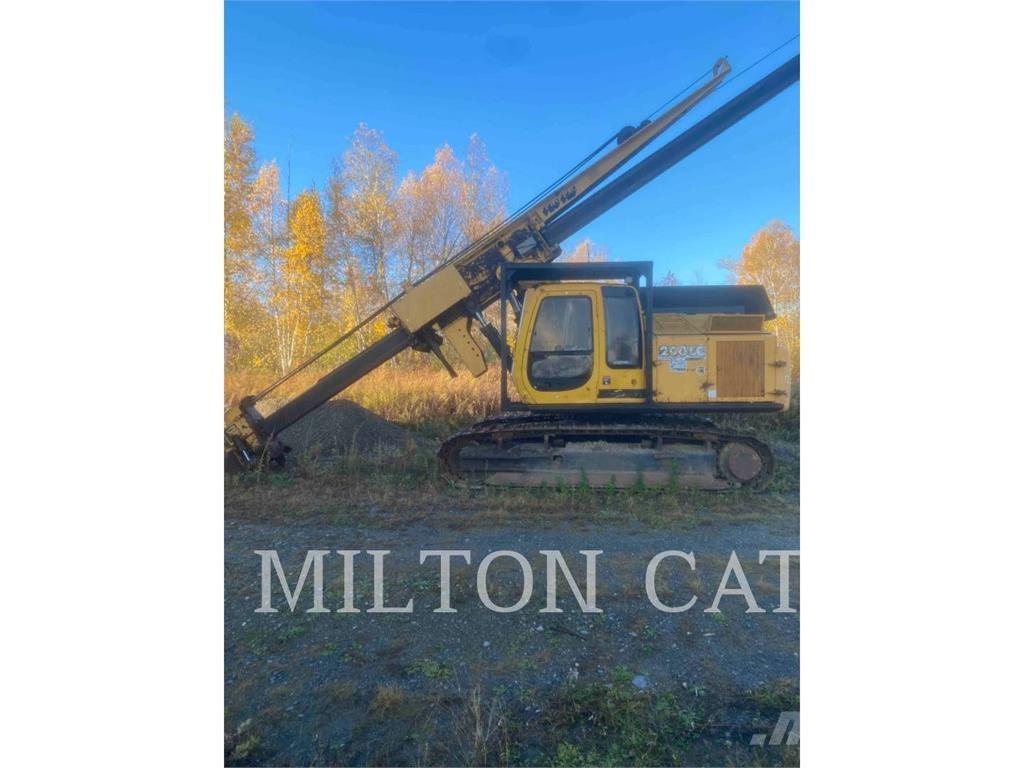 John Deere 200 LC Ostalo za građevinarstvo