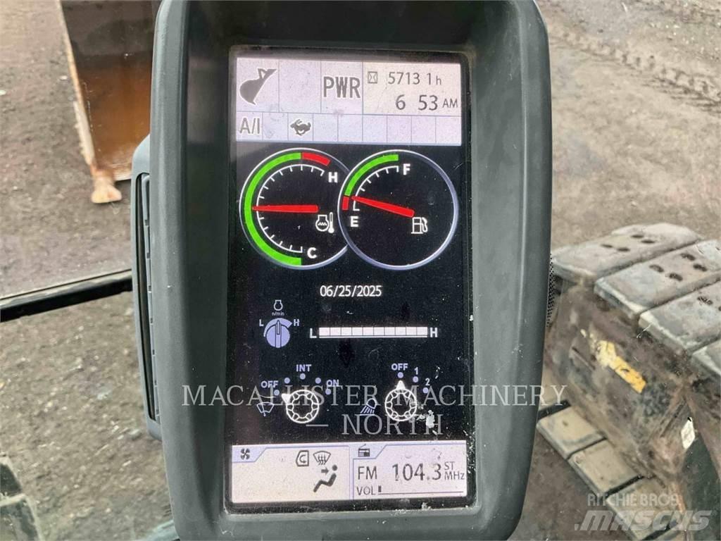 John Deere 210G Bageri guseničari