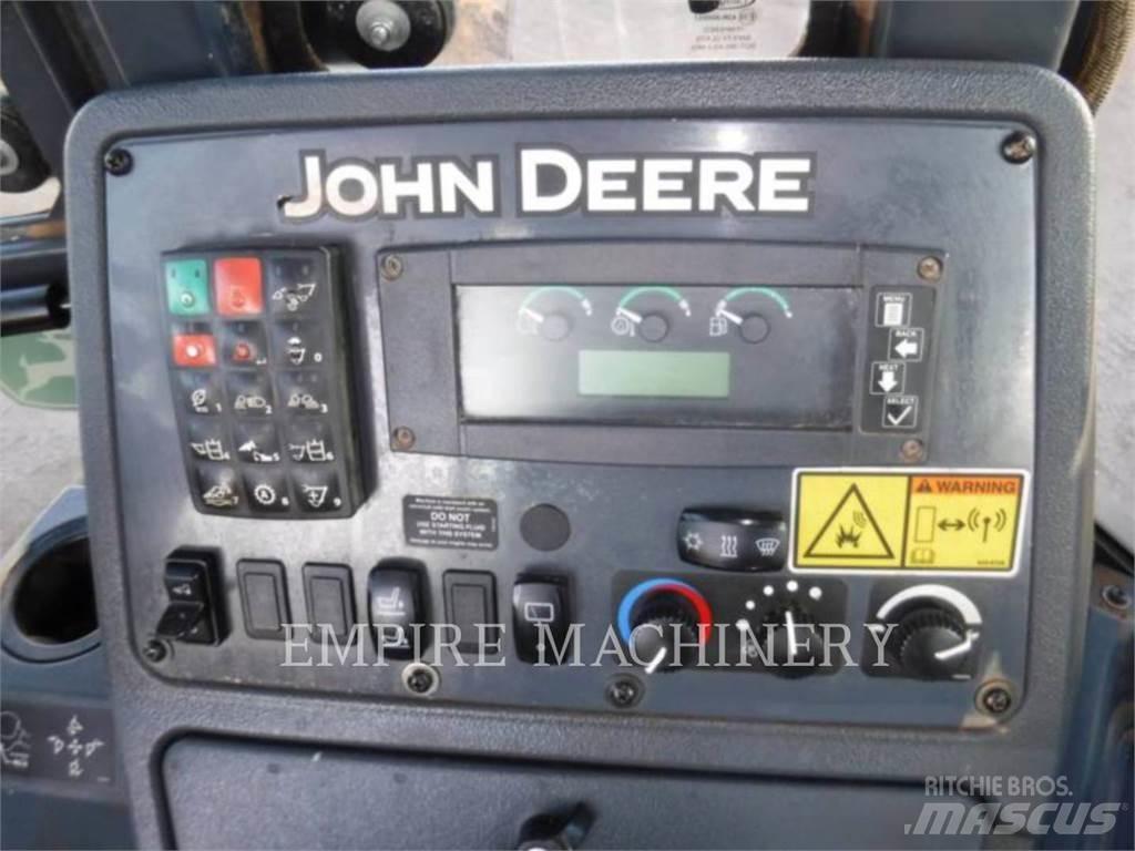 John Deere 410L Rovokopači