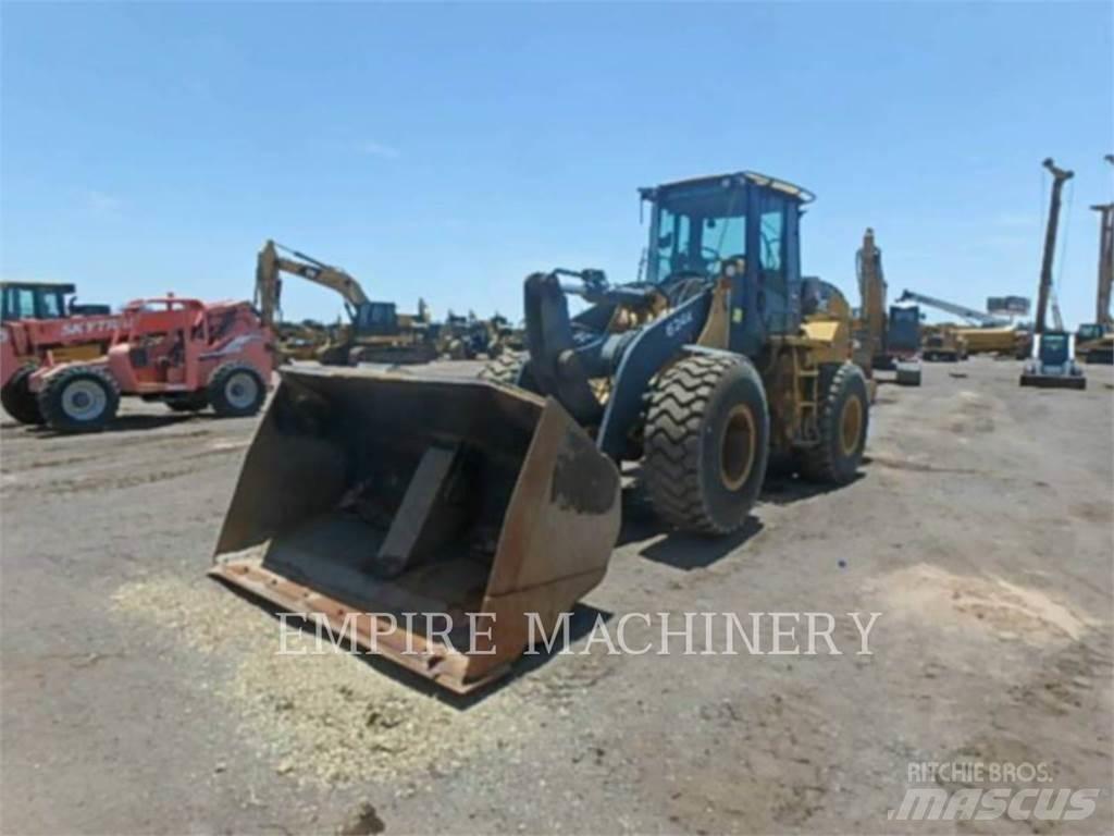 John Deere 624K Utovarivači na točkove