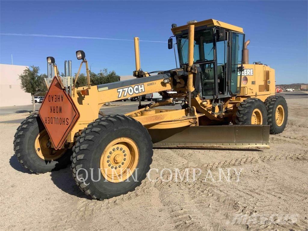 John Deere 770CH Grejderi