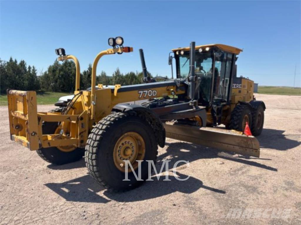 John Deere 770D_JD Grejderi