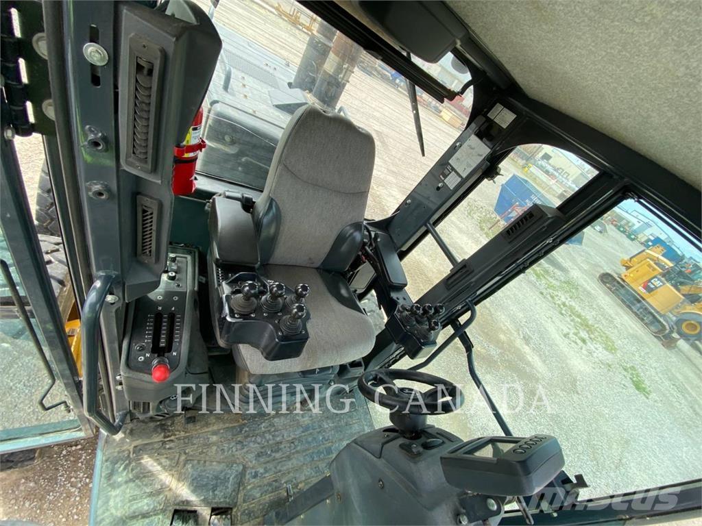 John Deere 872G Grejderi