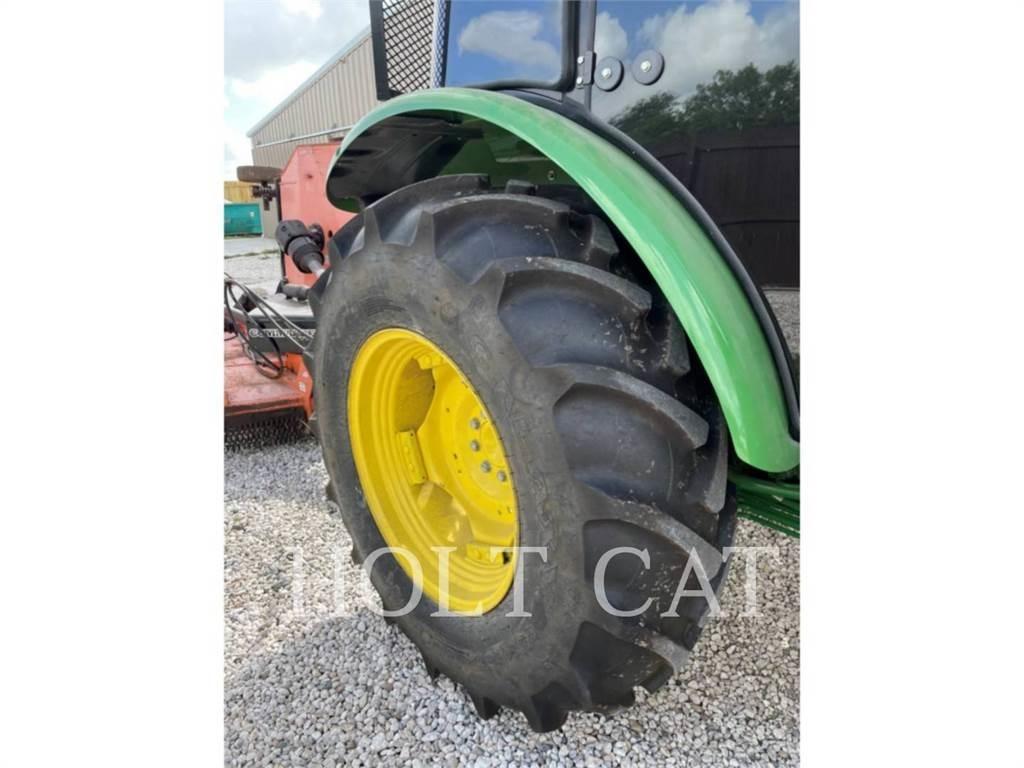 John Deere & CO. 5100E Traktori