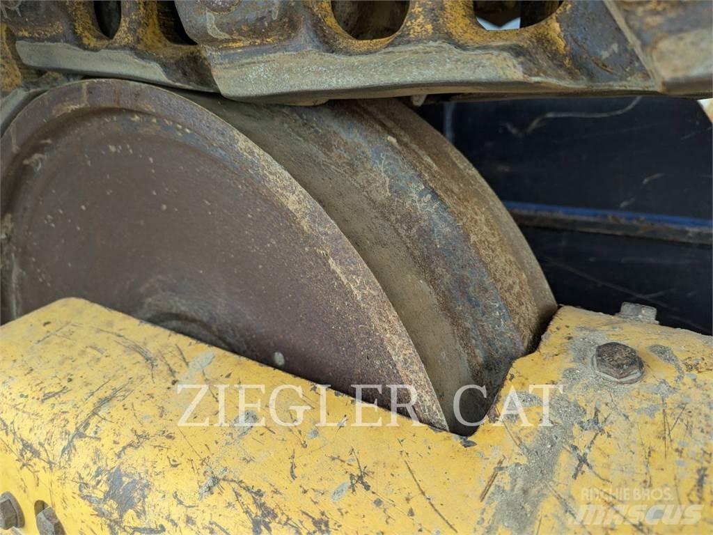 John Deere & CO. 700K Buldožeri guseničari