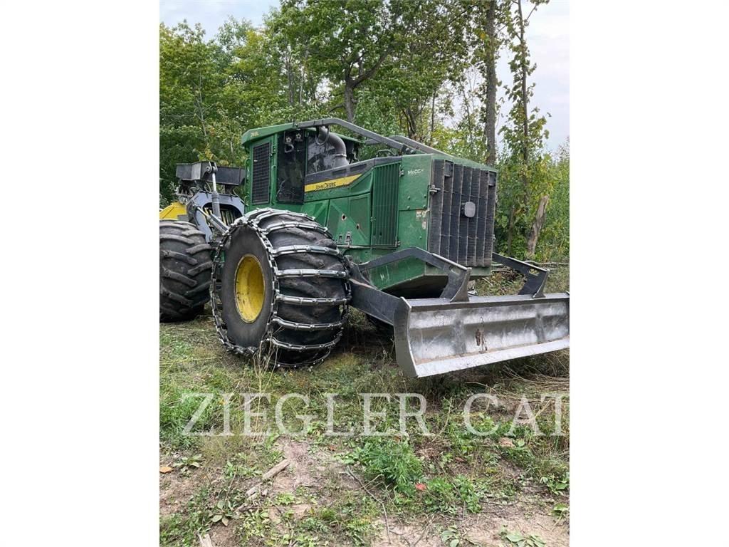 John Deere & CO. 748L Šumarski traktori