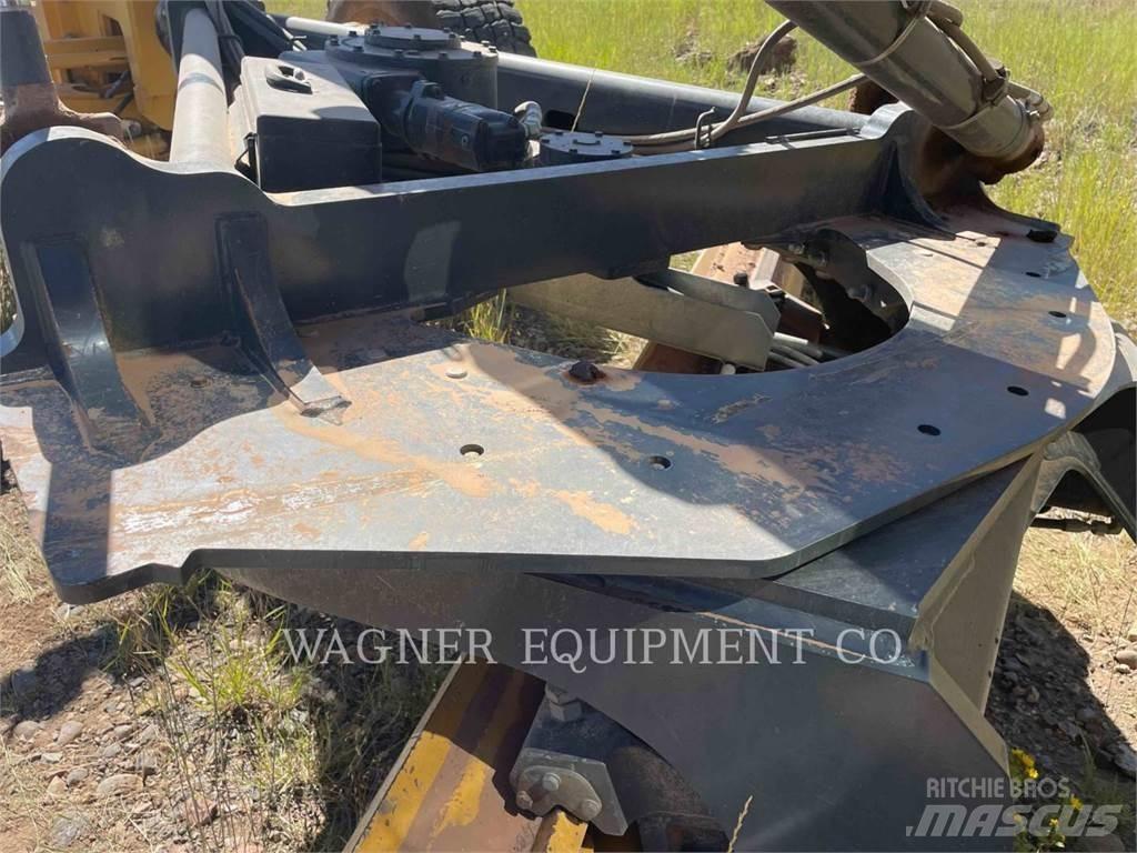 John Deere & CO. 772G AWD Grejderi