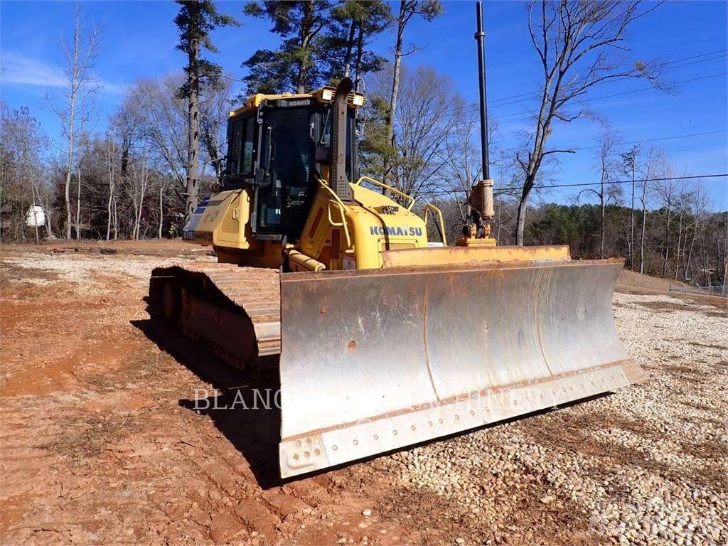 Komatsu D61PX-23 Buldožeri guseničari