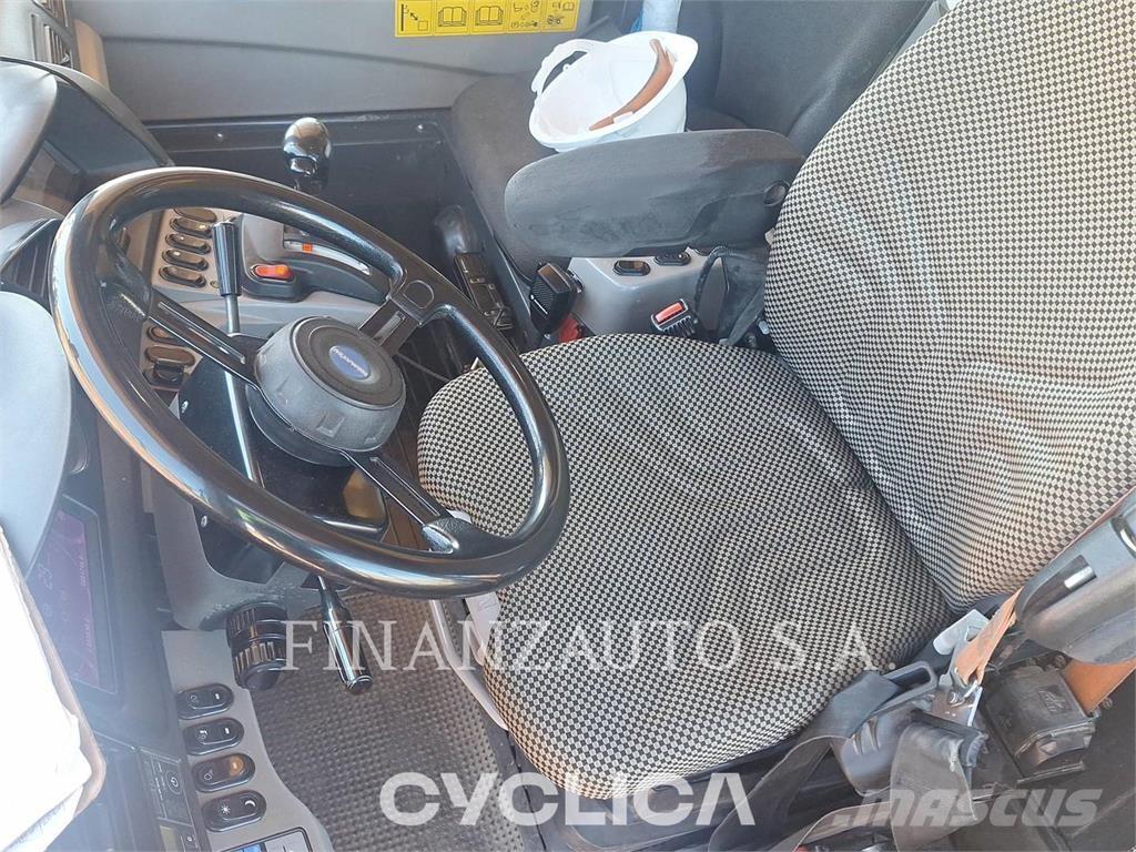 Komatsu HD785-8 Zglobni damperi