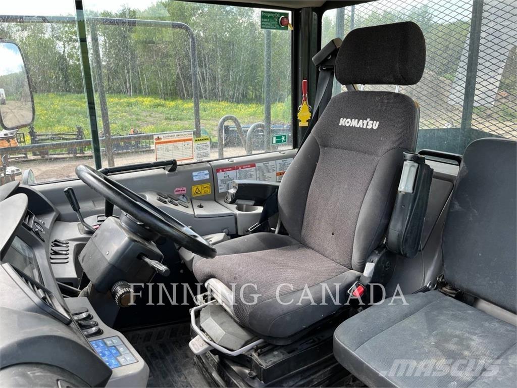 Komatsu HM300-3 Zglobni damperi