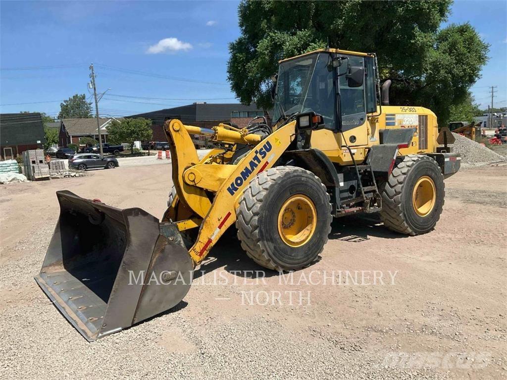 Komatsu WA320-7 Utovarivači na točkove