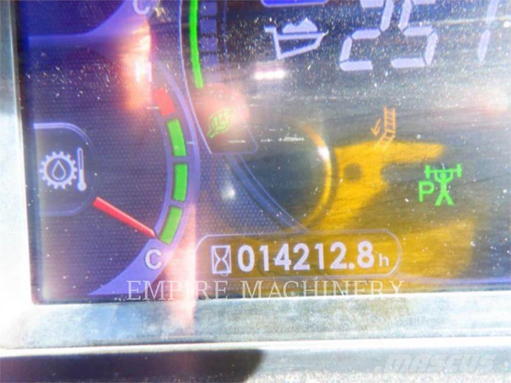 Komatsu WA900-8 Utovarivači na točkove