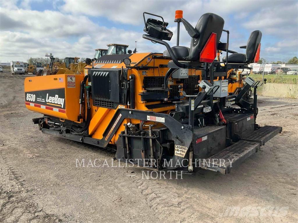 LeeBoy 8530 Asfaltni finišeri