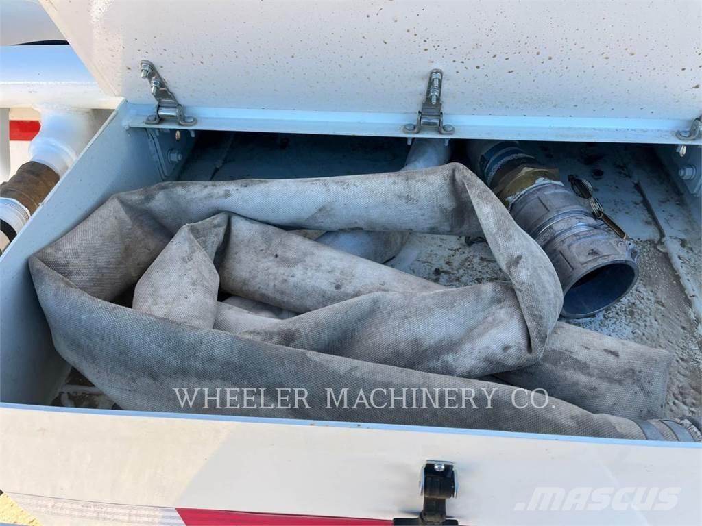 Mack WT2000 A Kamioni cisterne