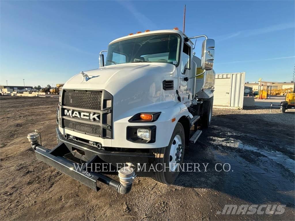 Mack WT2000 A Kamioni cisterne