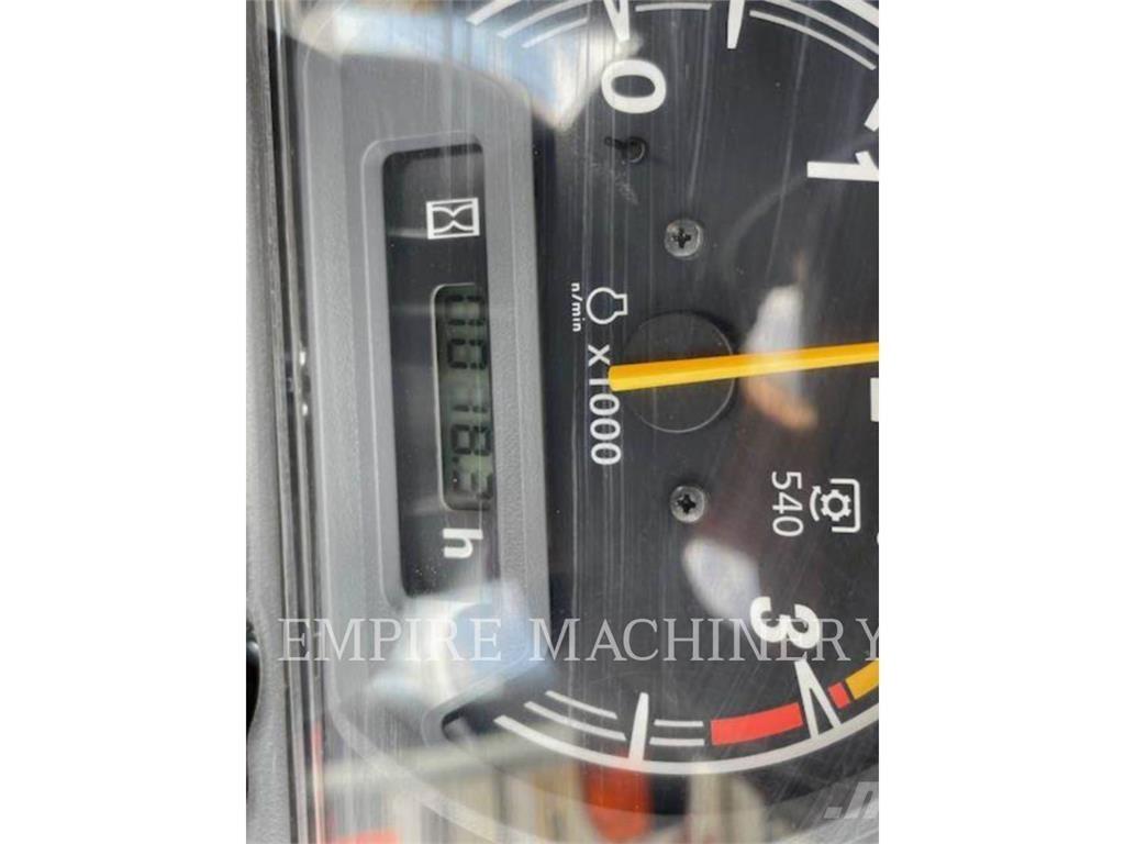 Massey Ferguson GC1723E Traktori