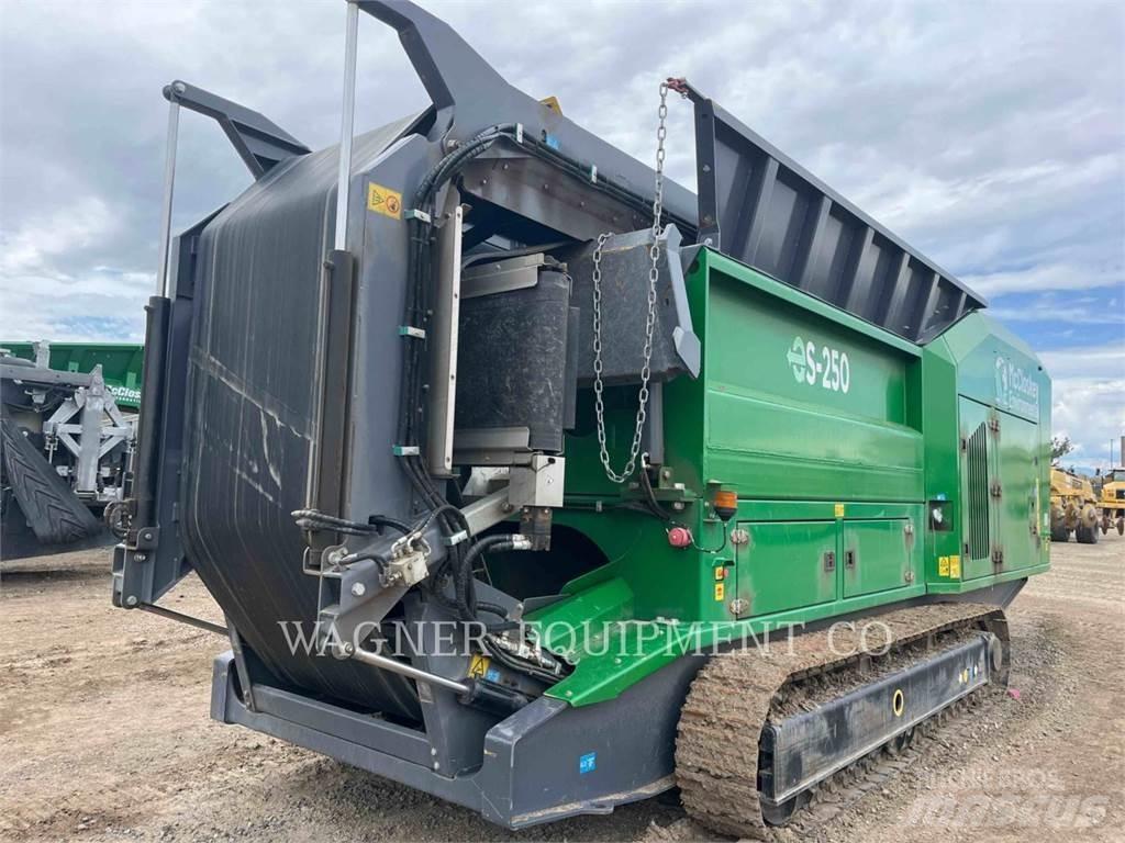 McCloskey ES250 Drobilice
