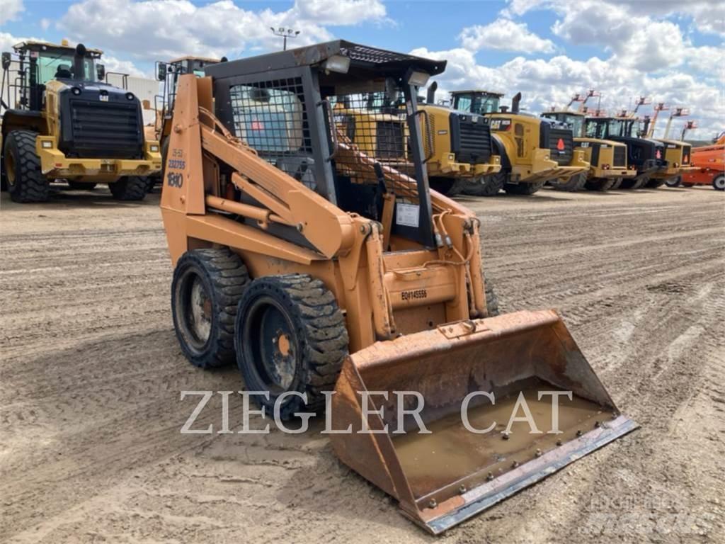 New Holland 1840 Skid steer mini utovarivači