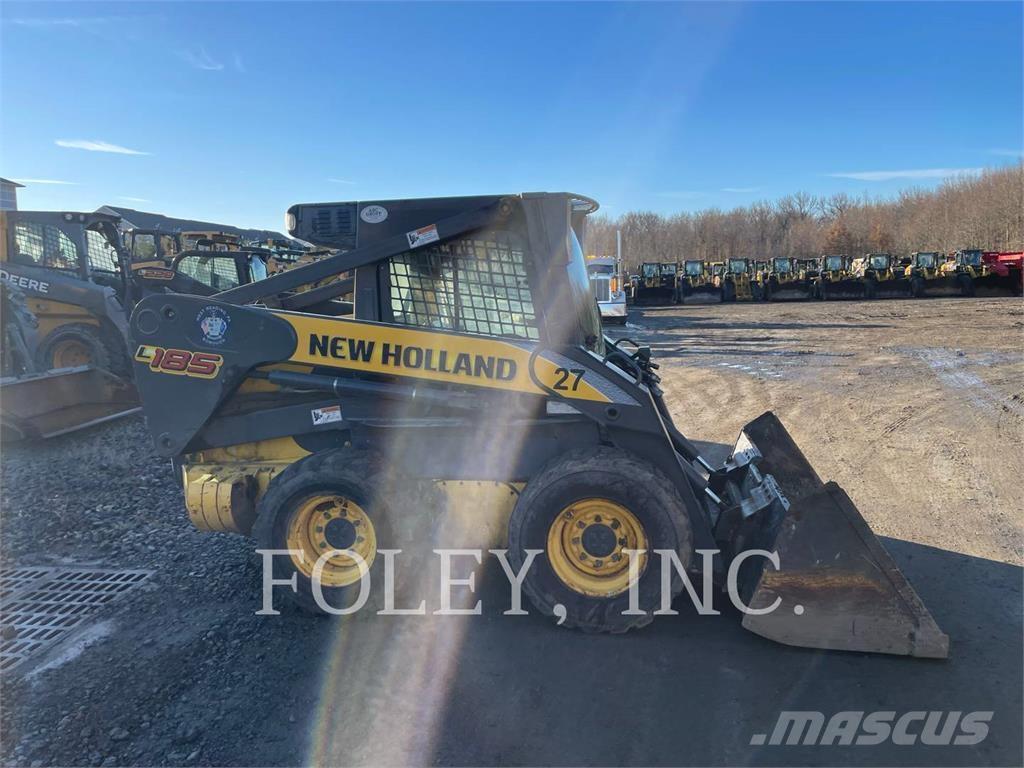 New Holland L185 Skid steer mini utovarivači