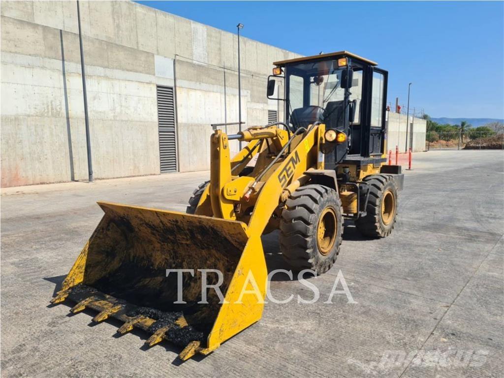 SEM MACHINERY SEM618D Utovarivači na točkove