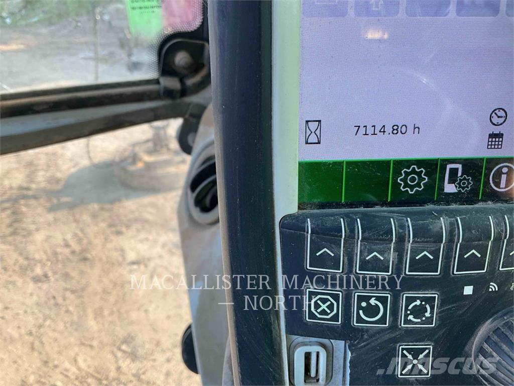 Sennebogen 825 Bageri guseničari