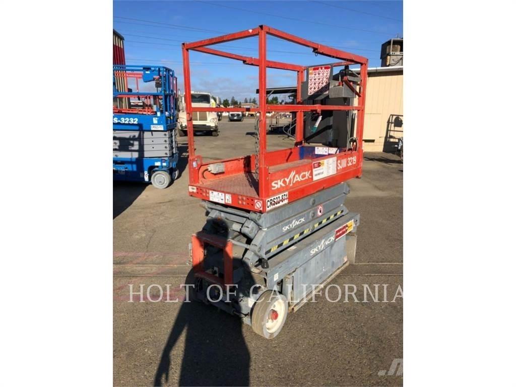 Skyjack SCISSOR 19 Makazaste platforme