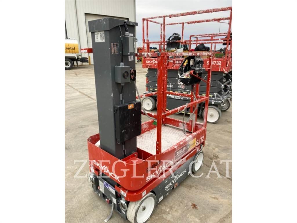 Skyjack SJ12 Makazaste platforme