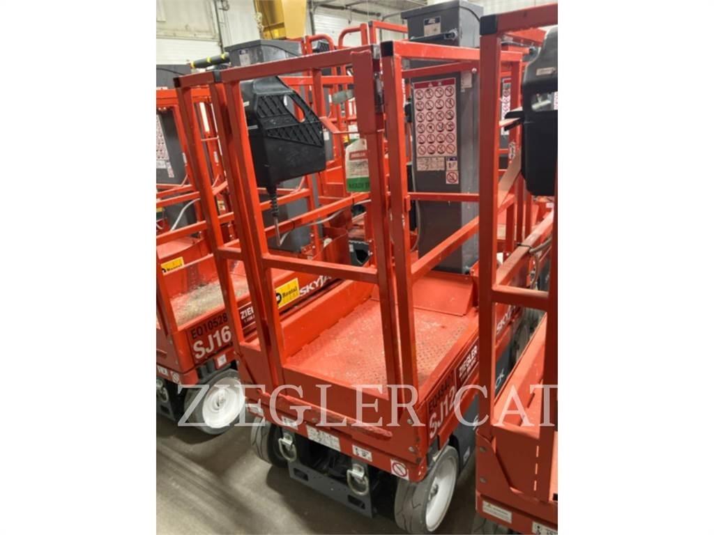 Skyjack SJ12 Makazaste platforme
