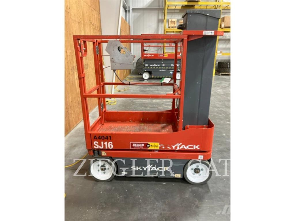 Skyjack SJ16 Makazaste platforme