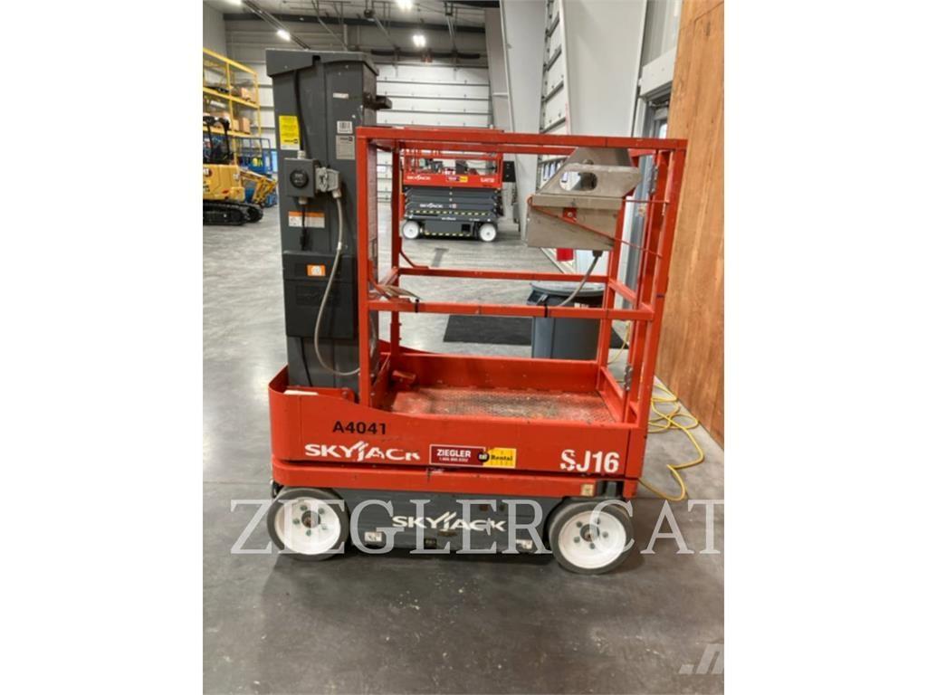 Skyjack SJ16 Makazaste platforme
