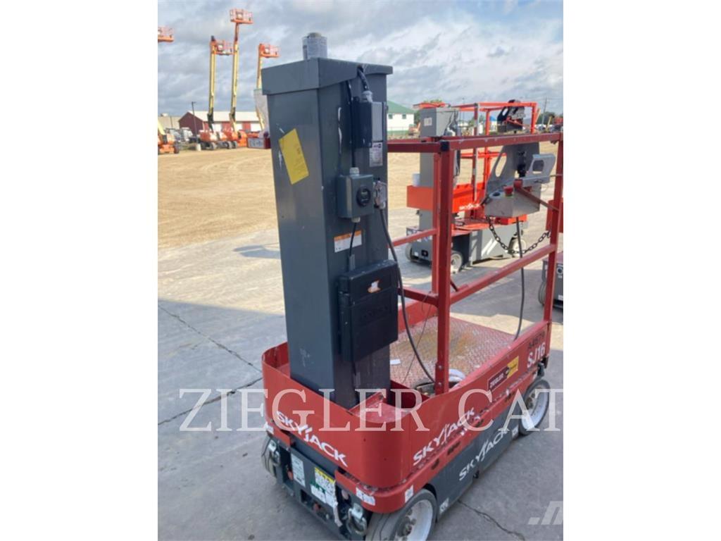 Skyjack SJ16 Makazaste platforme