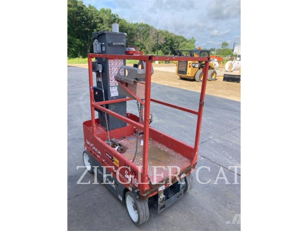Skyjack SJ16 Makazaste platforme
