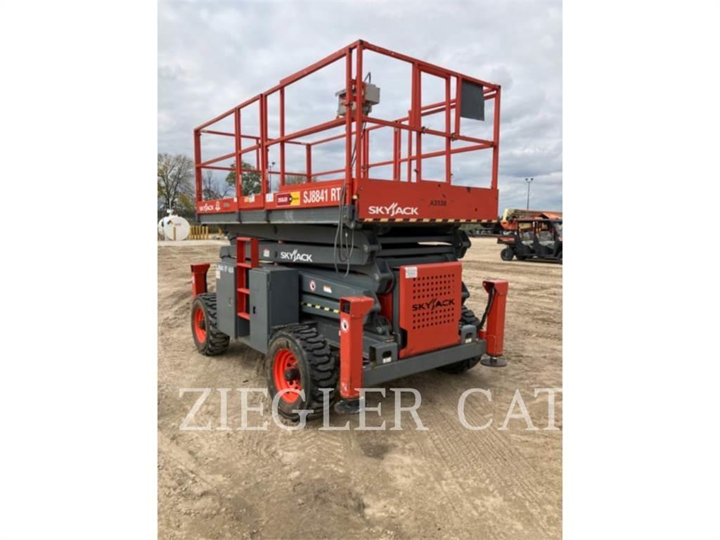 Skyjack SJ8841 Makazaste platforme