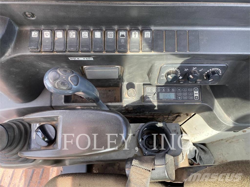 Takeuchi TB285 Bageri guseničari