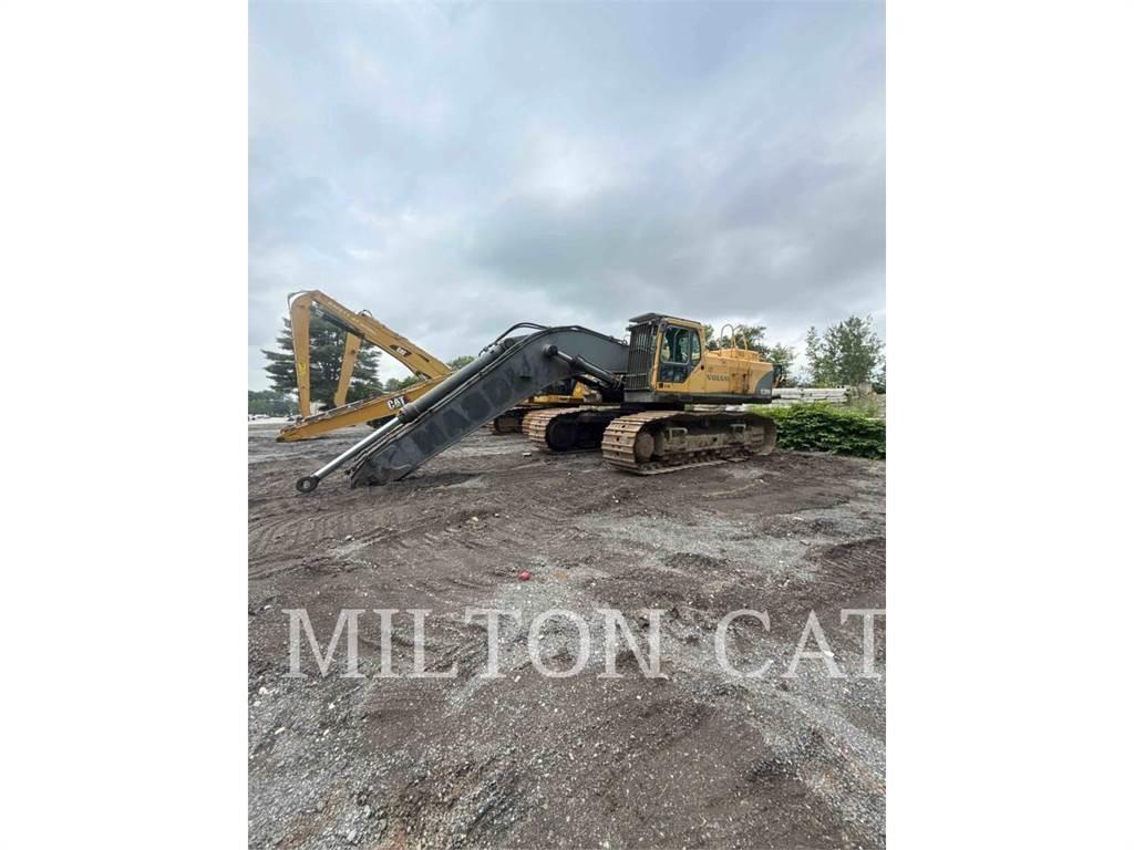 Volvo EC700B Bageri guseničari