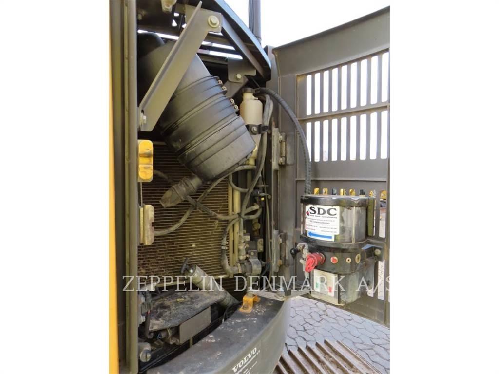 Volvo ECR145EL Bageri guseničari