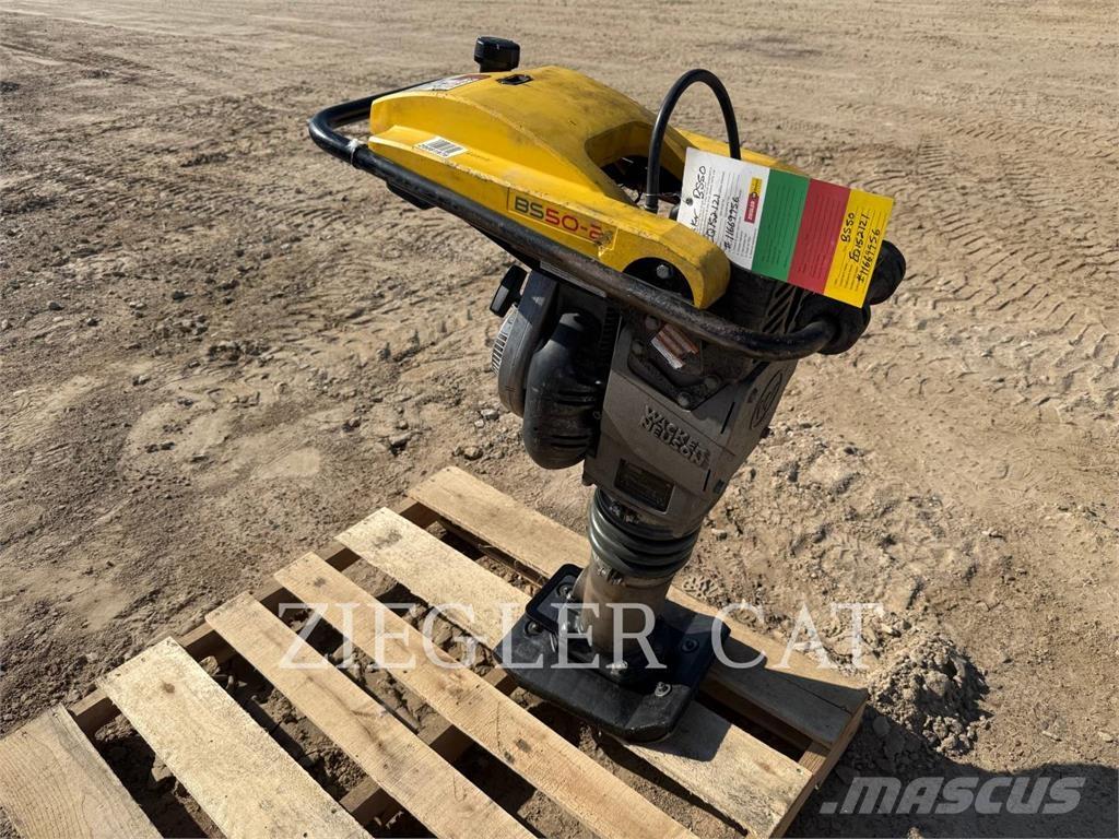 Wacker BS50-2 Nabijači zemlje
